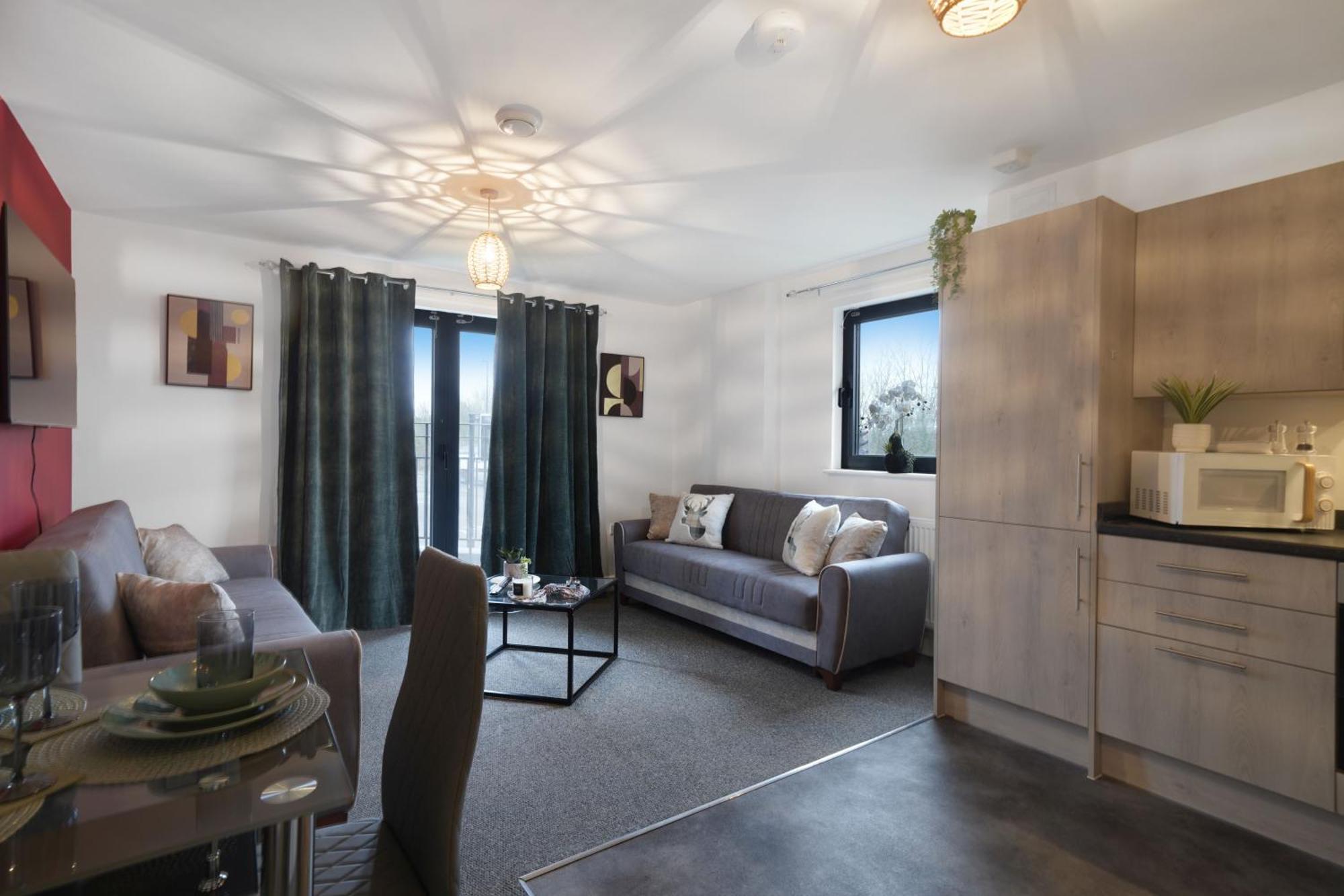 Modern Apartments With Free Parking Near Heathrow كولنبروك المظهر الخارجي الصورة