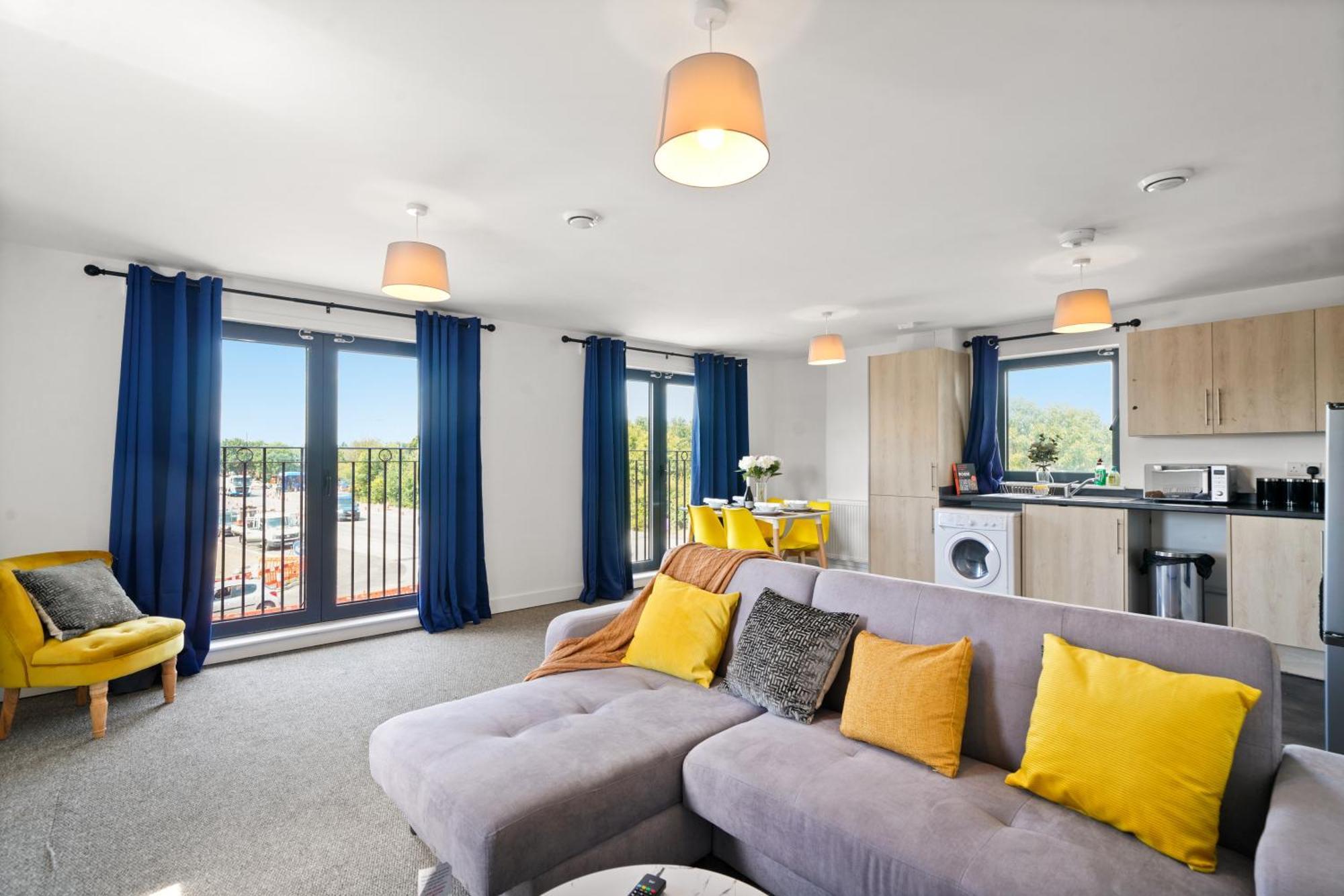 Modern Apartments With Free Parking Near Heathrow كولنبروك المظهر الخارجي الصورة