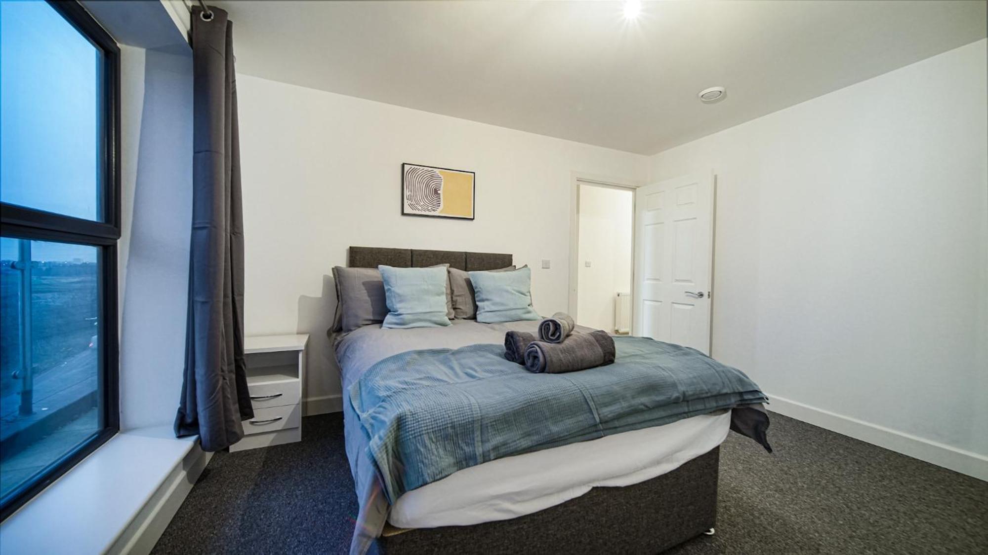 Modern Apartments With Free Parking Near Heathrow كولنبروك المظهر الخارجي الصورة